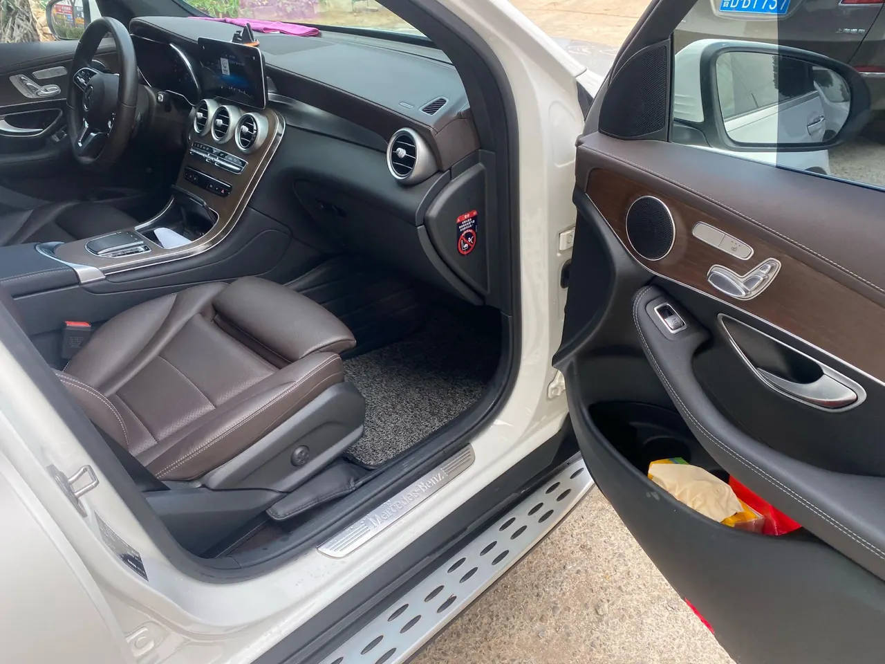 Mercedes Benz 2022 GLC 300 L 4MATIC 2.0T Dynamic (Modified) Automatic Gear 3
