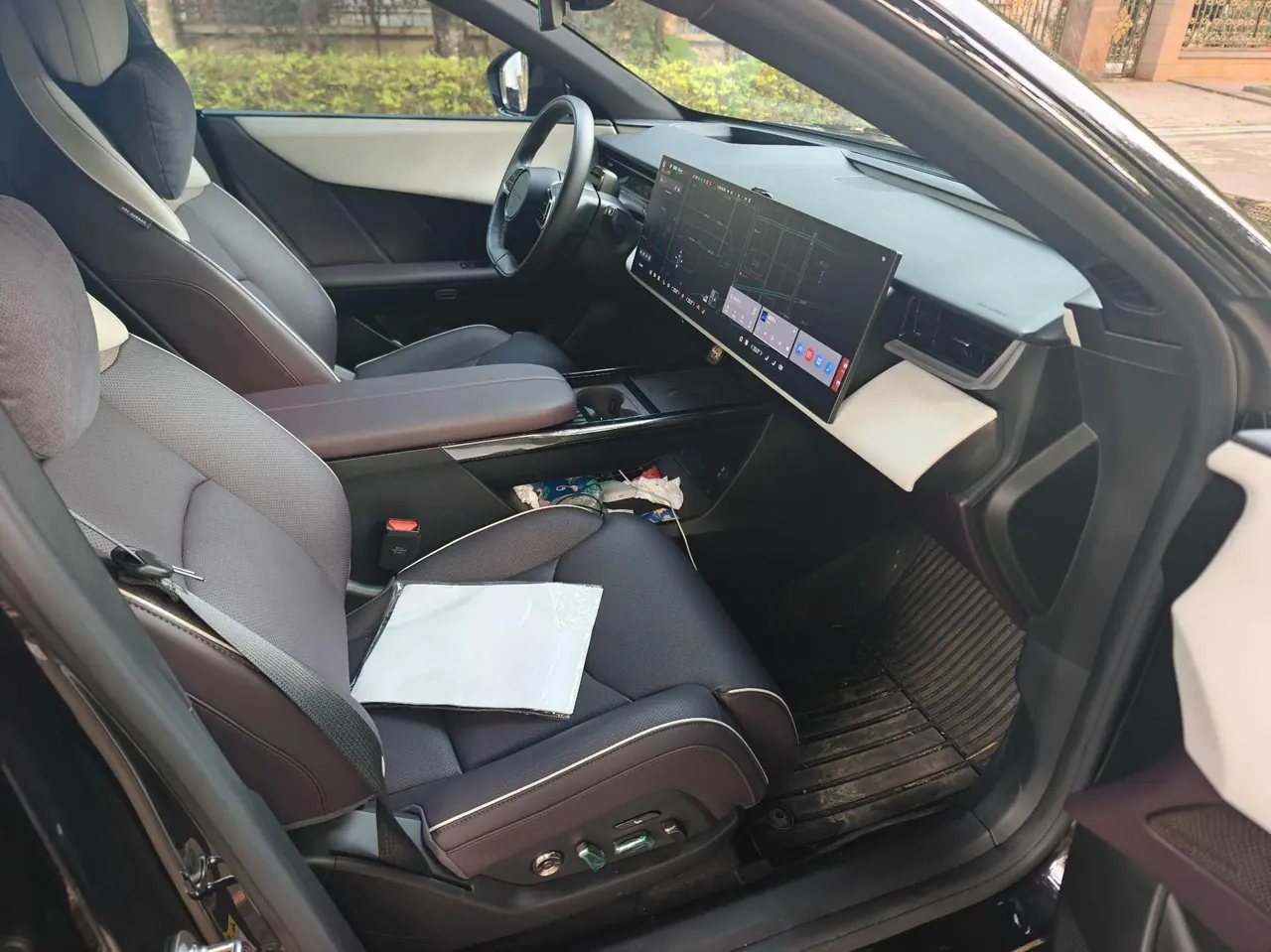 Mazda 2025 EZ-60 600 Max Automatic Gear 6