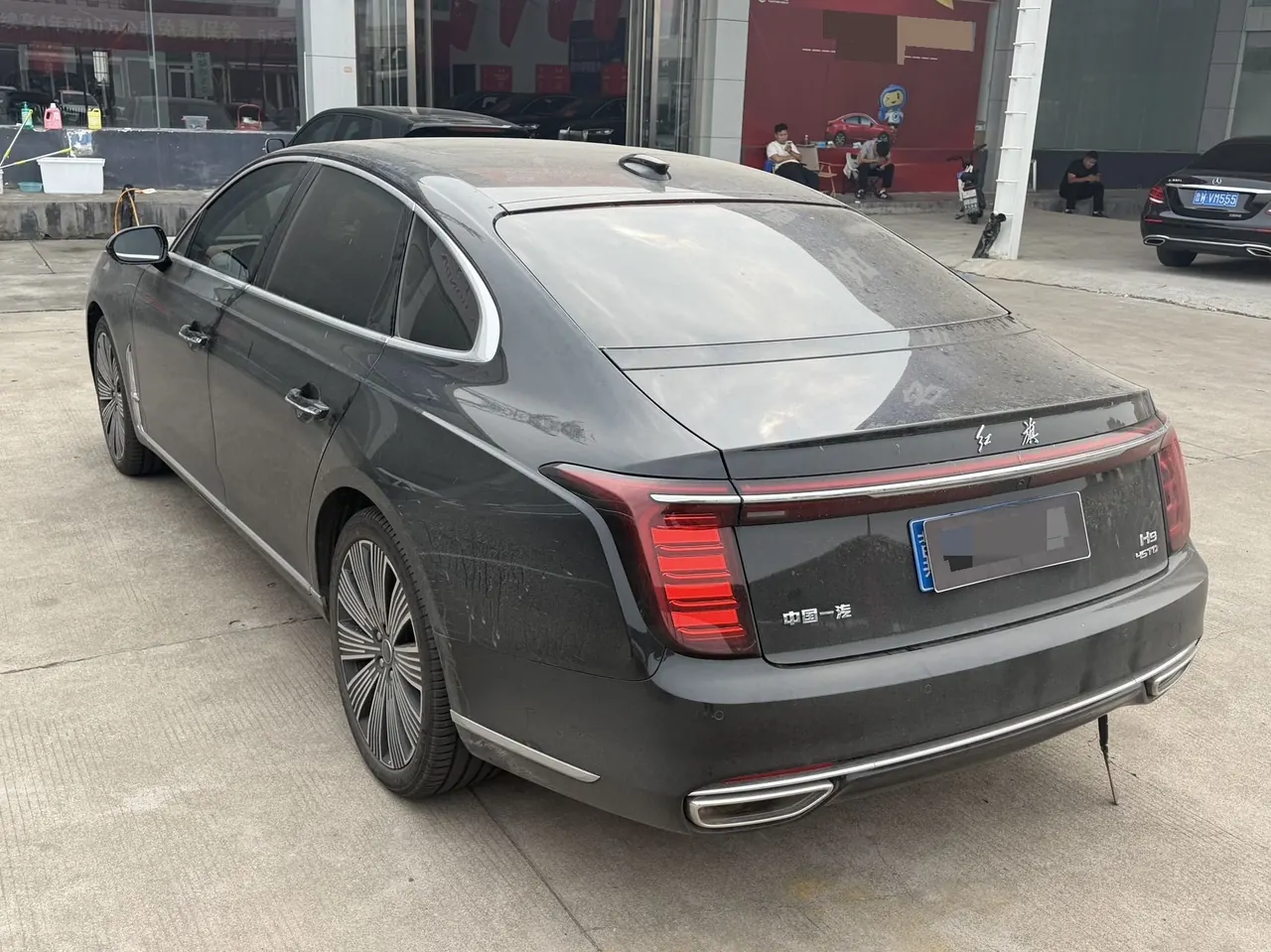 HongQi 2025 H9 48V 2.0T Two-Drive Flag Enjoy Deluxe Business Edition 5-seat Automatic Gear 6