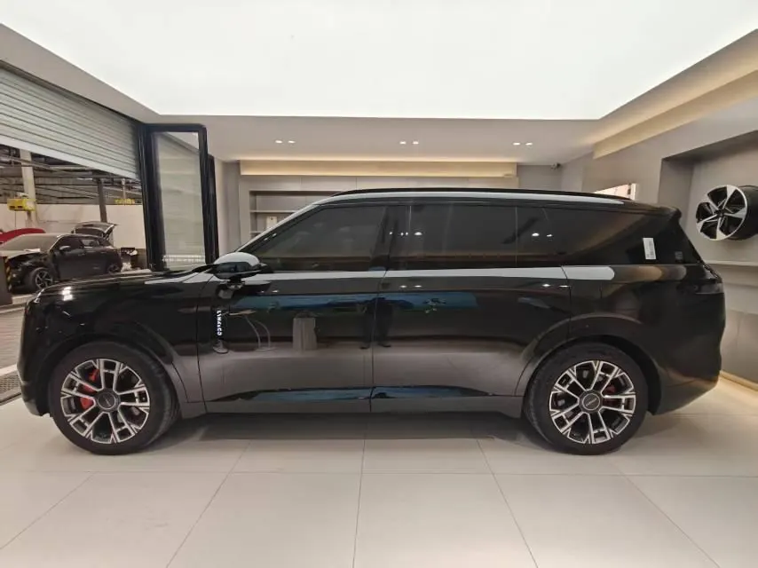LYNK&amp;CO 2025 LYNK&amp;CO 900 1.5T Ultra Automatic 2