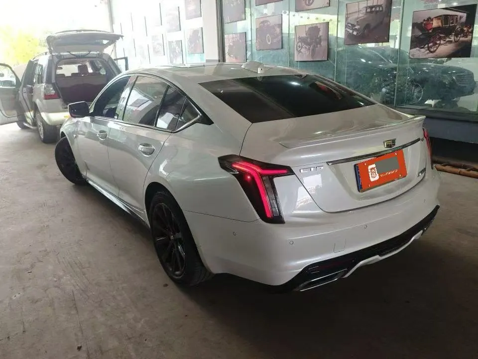 Cadillac 2025 CT5 2.0T 28T City Sports Edition Automatic Gear 3
