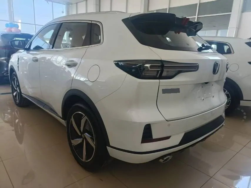 ChangAn 2025 CS55 PLUS 1.5T Blue Whale Edition 500Bar Honorable Automatic Gear 3