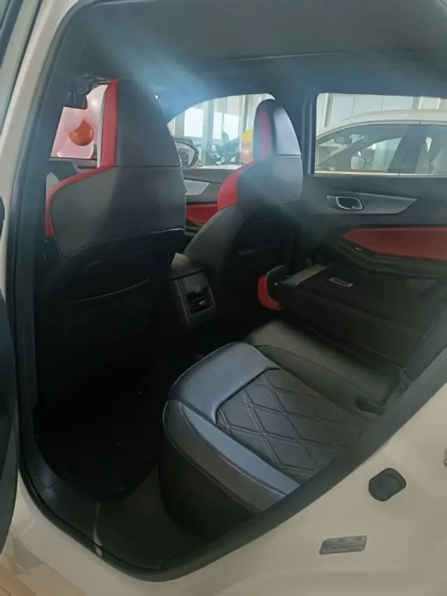 ChangAn 2025 CS55 PLUS 1.5T Blue Whale Edition 500Bar Honorable Automatic Gear 4