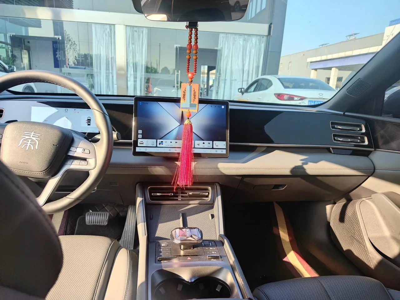 BYD 2025 Qin L DM-i 1.5 stepless smart driving version 80KM leading automatic gear 6