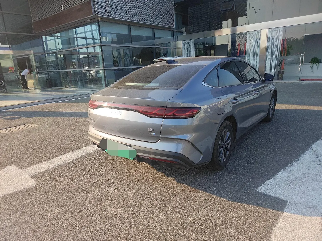 BYD 2025 Qin L DM-i 1.5 stepless smart driving version 80KM leading automatic gear 7