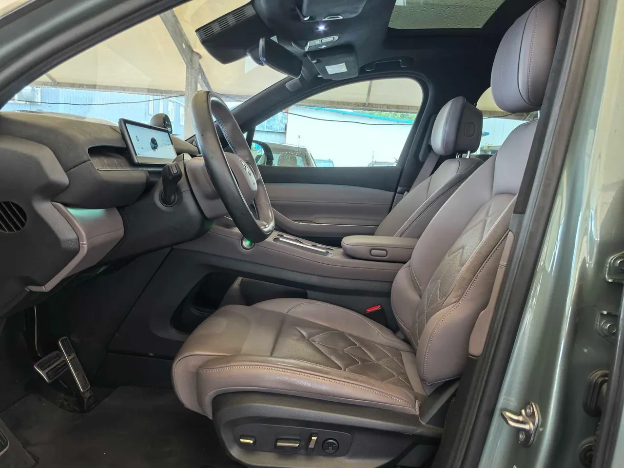 NIO 2022 ES 7 100kWh First Edition Automatic Gear 5