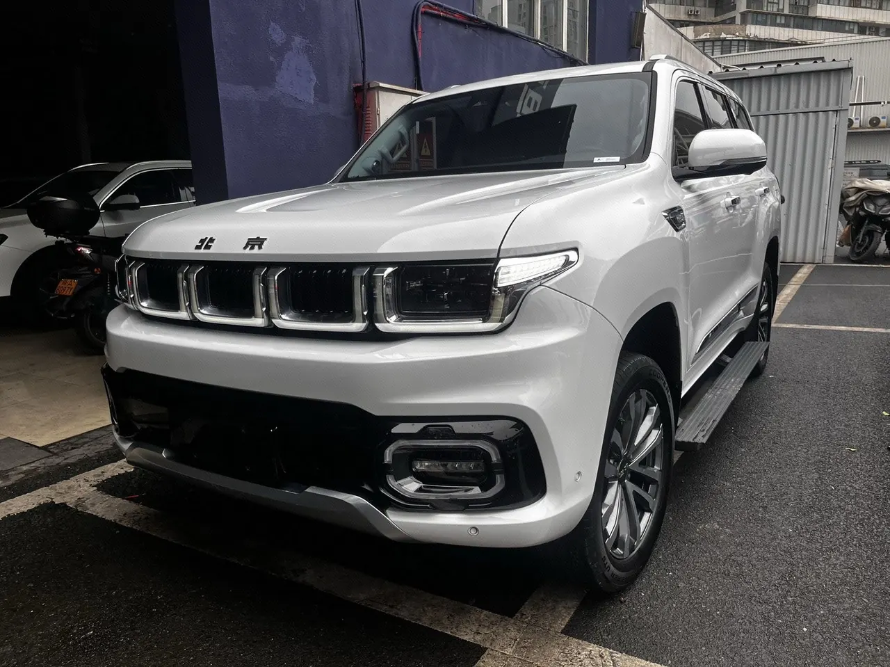 Beijing 2022 BJ60 48V 2.0T 11th Edition 7-seat Automatic Gear - View 1