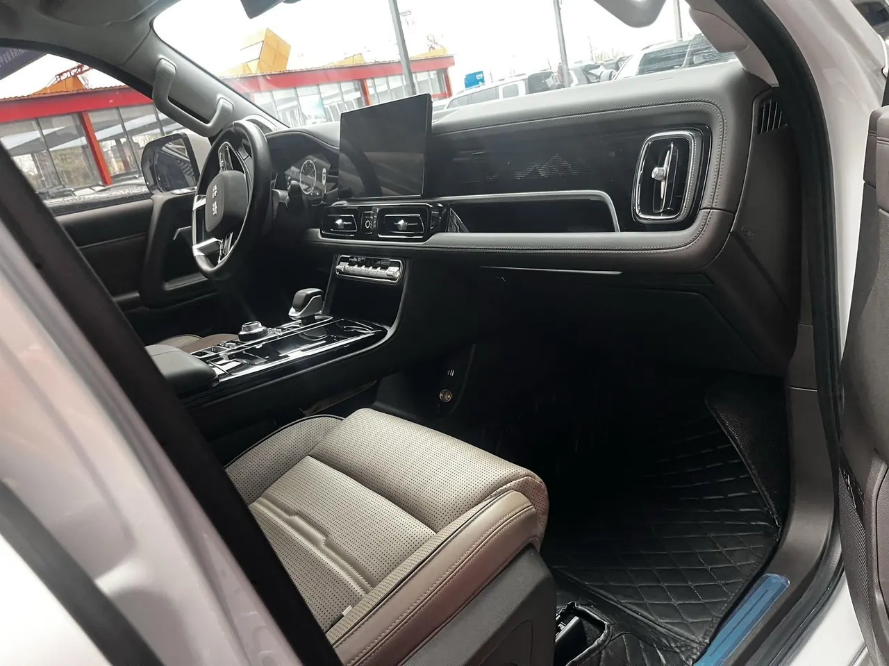 Beijing 2022 BJ60 48V 2.0T 11th Edition 7-seat Automatic Gear 7