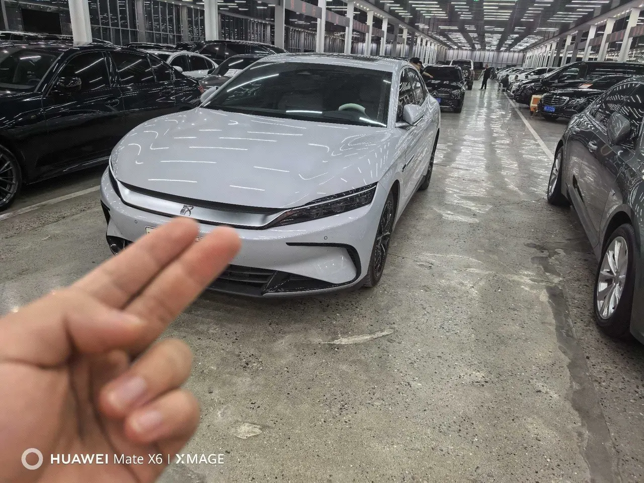 Open image lightbox: BYD 2025 Han DM-i 1.5T CVT 125km Flagship Automatic