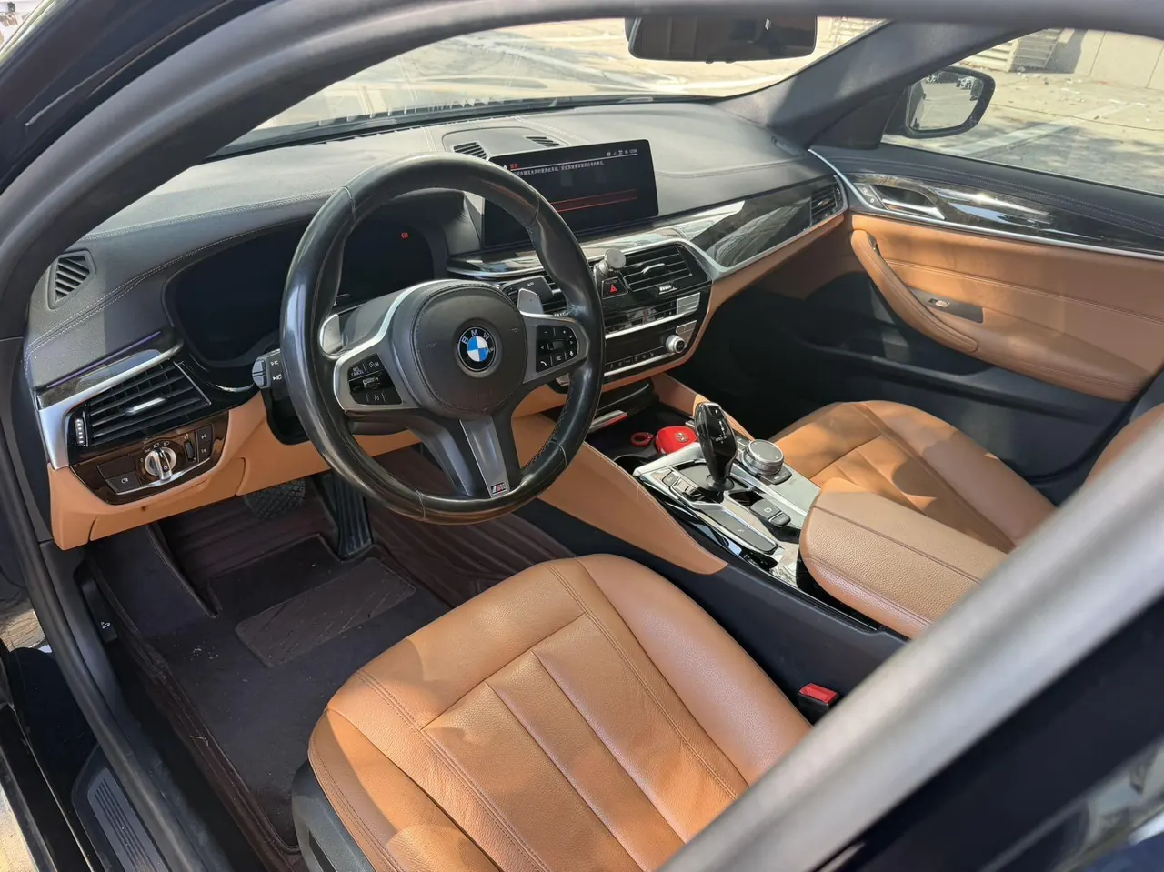 BMW 5 Series 2020 530Li 2.0T Leading M Sports Suit Automatic Gear 4