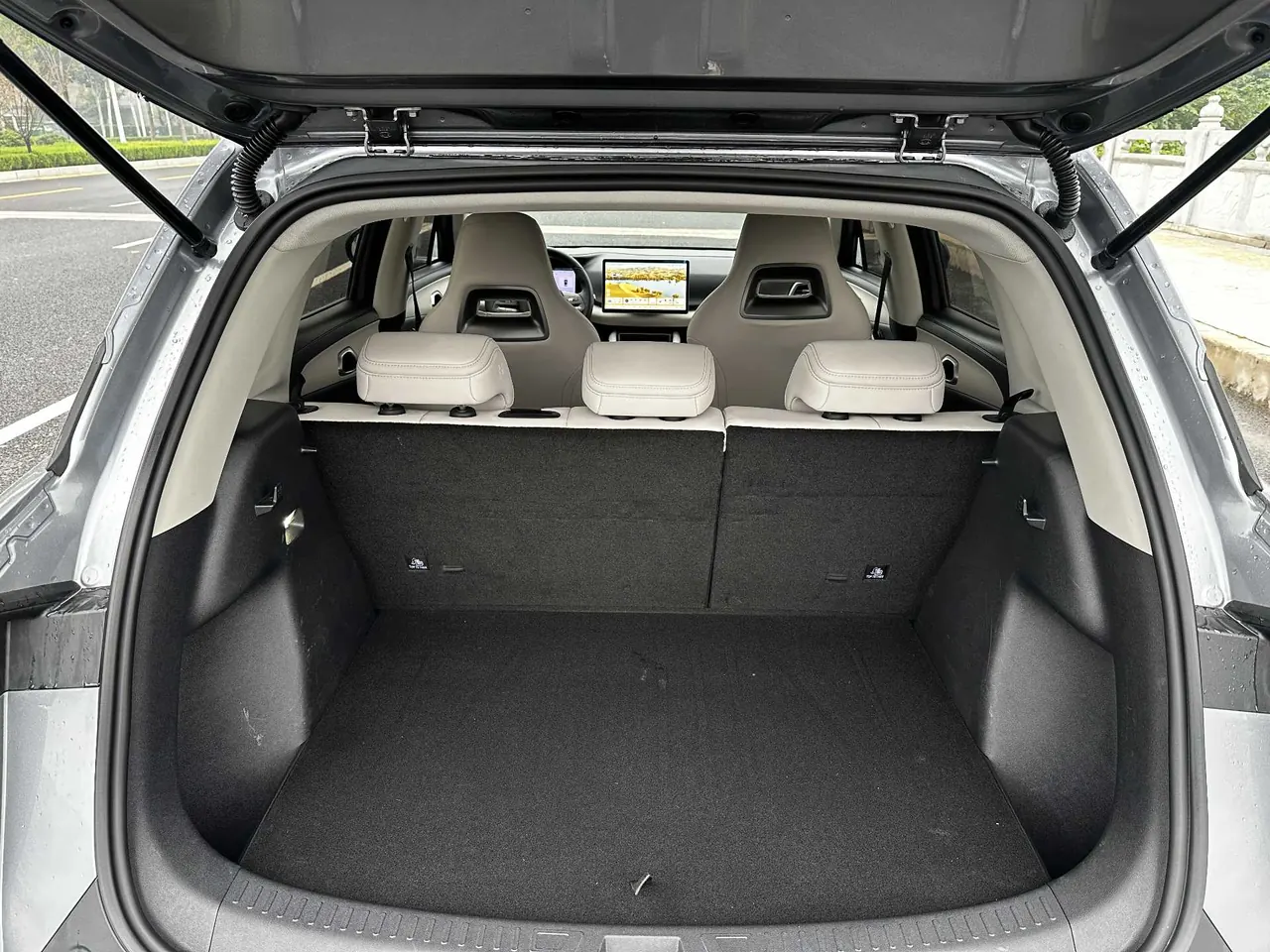 BYD 2025 Yuan UP Smart Driving 401KM Vital Automatic Gear 15