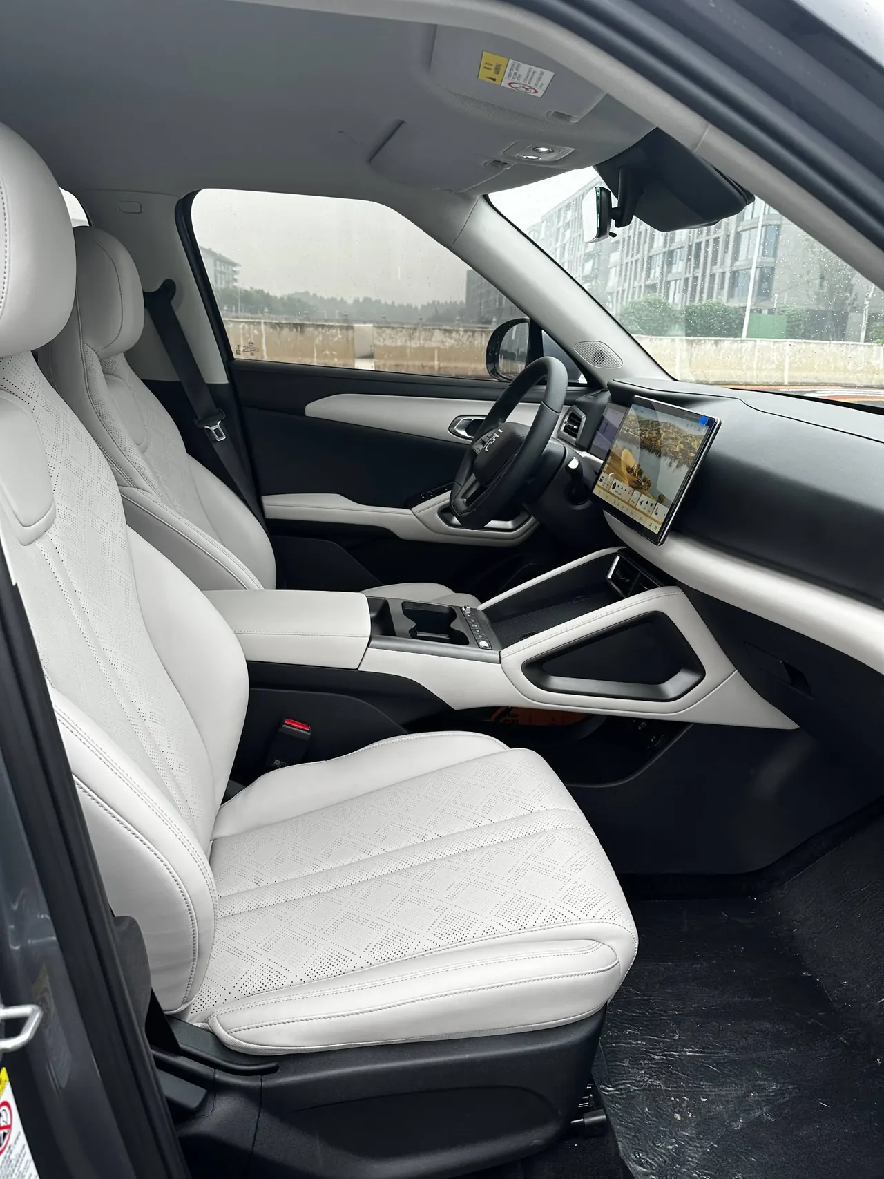 BYD 2025 Yuan UP Smart Driving 401KM Vital Automatic Gear 9