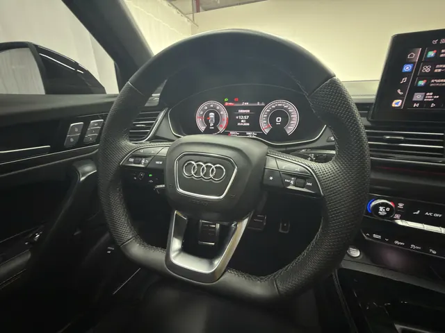 Audi 2025 Q5L 2.0TFSI 45TFSI 45th Anniversary Collection Edition Quattro Deluxe Dynamic Automatic 4