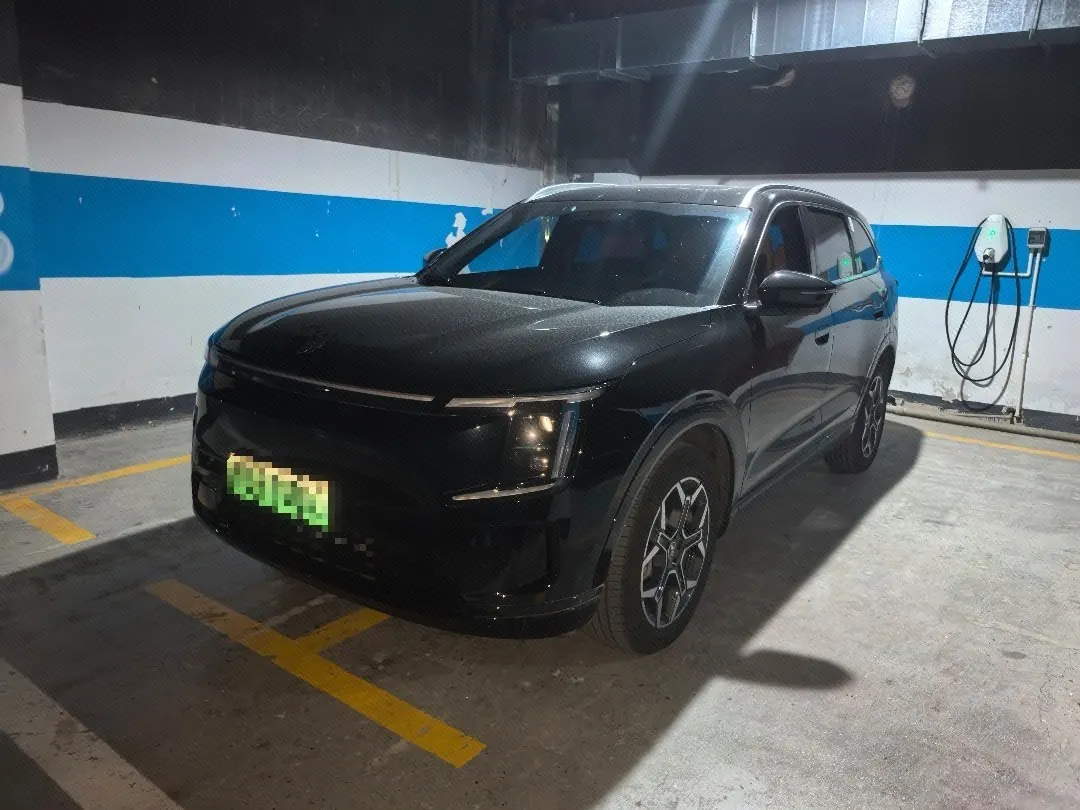 Jetour 2025 ShanHai L7 PLUS 1.5T 121km Deluxe Edition 5-seat Automatic Gear - View 1