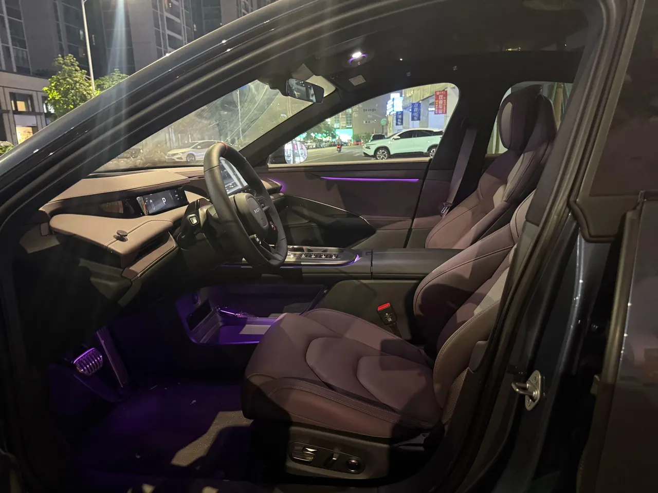 MI 2024 SU 7 800km 4-wheel drive ultra-long endurance high-end smart driving Max version automatic gear 4