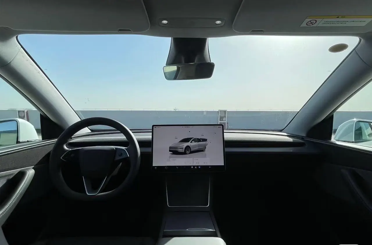 Tesla 2025 Model Y long endurance all-wheel drive version (modified) automatic gear 3
