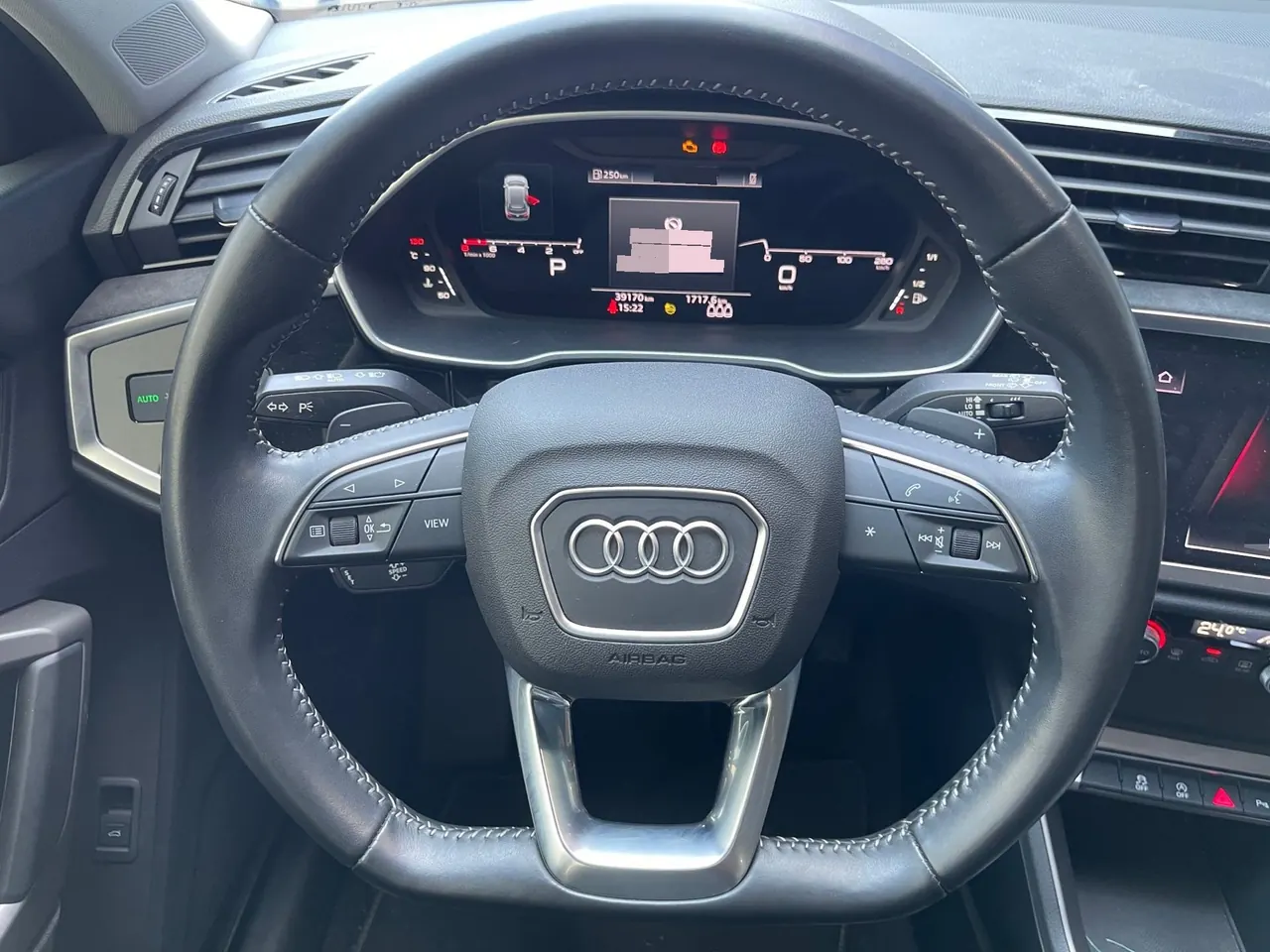 Audi 2022 Q3 1.4TFSI 35TFSI Fashion Dynamic Automatic 9