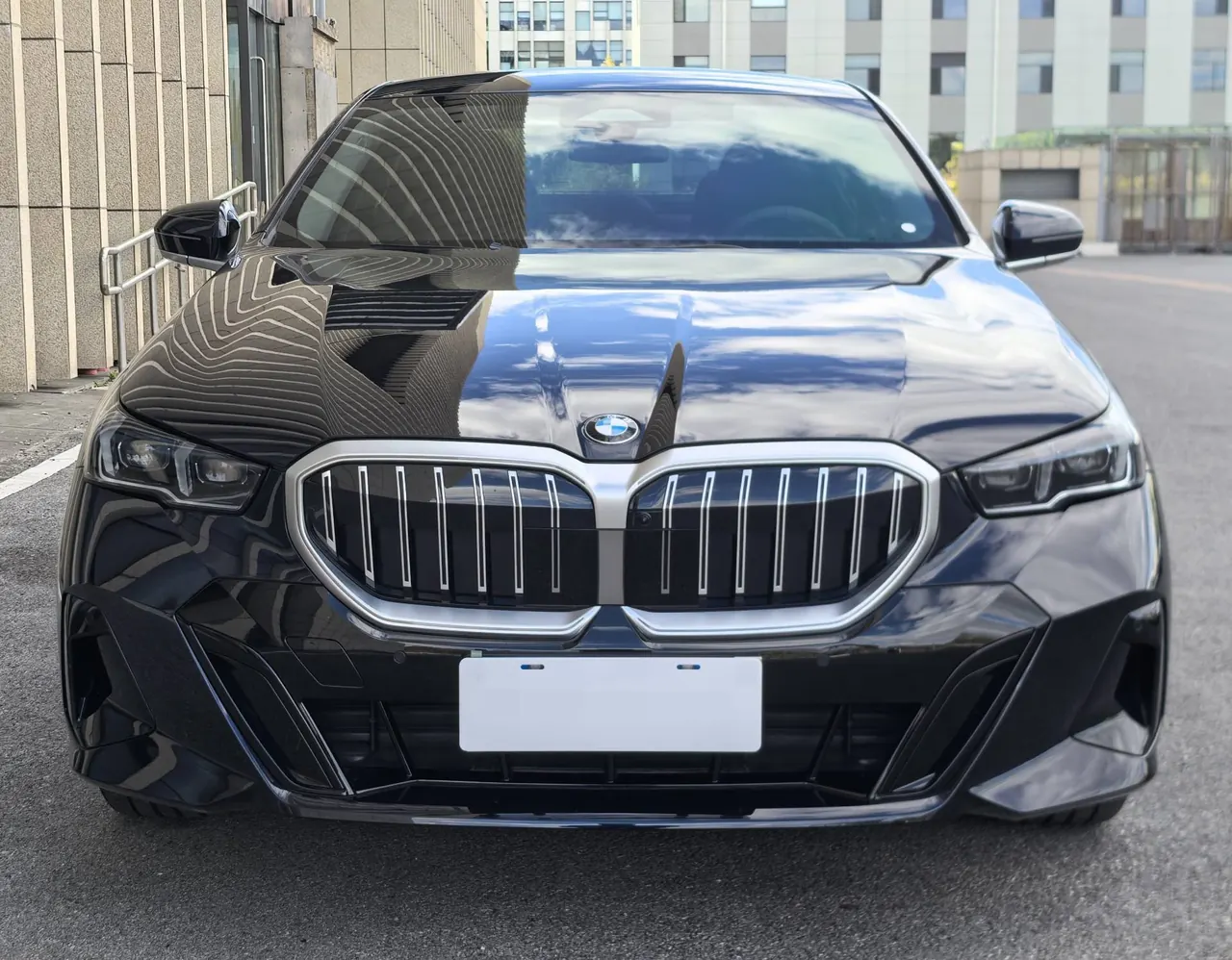 BMW 5 Series 2026 model 530Li 48V 2.0T Leading Edition M Sport Package Automatic 2