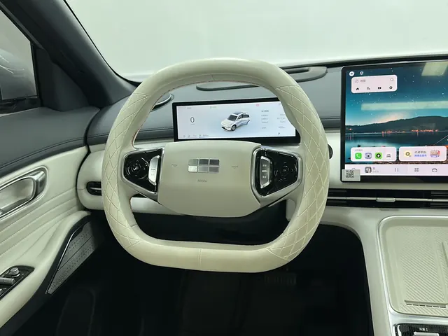 Geely Galaxy 2025 Starship 7 EM-i 1.5 120km Discovery Edition Automatic Gear 7