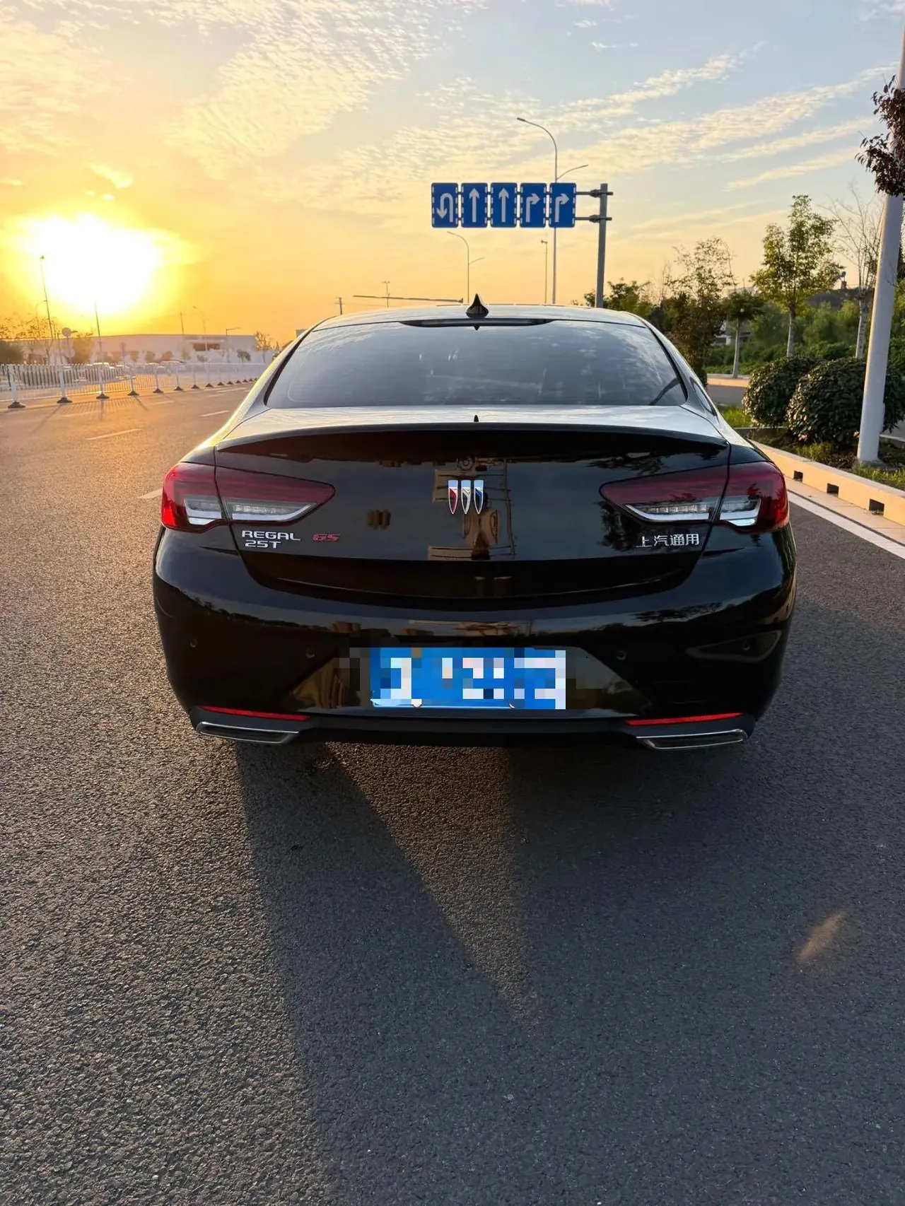 Buick 2025 Regal 1.5T 25T Super Edition Automatic Gear 8