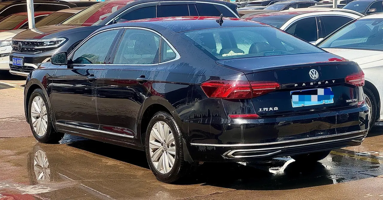 Volkswagen 2020 Passat 2.0TSI 330TSI Elite Edition (Modified) Automatic Gear 2