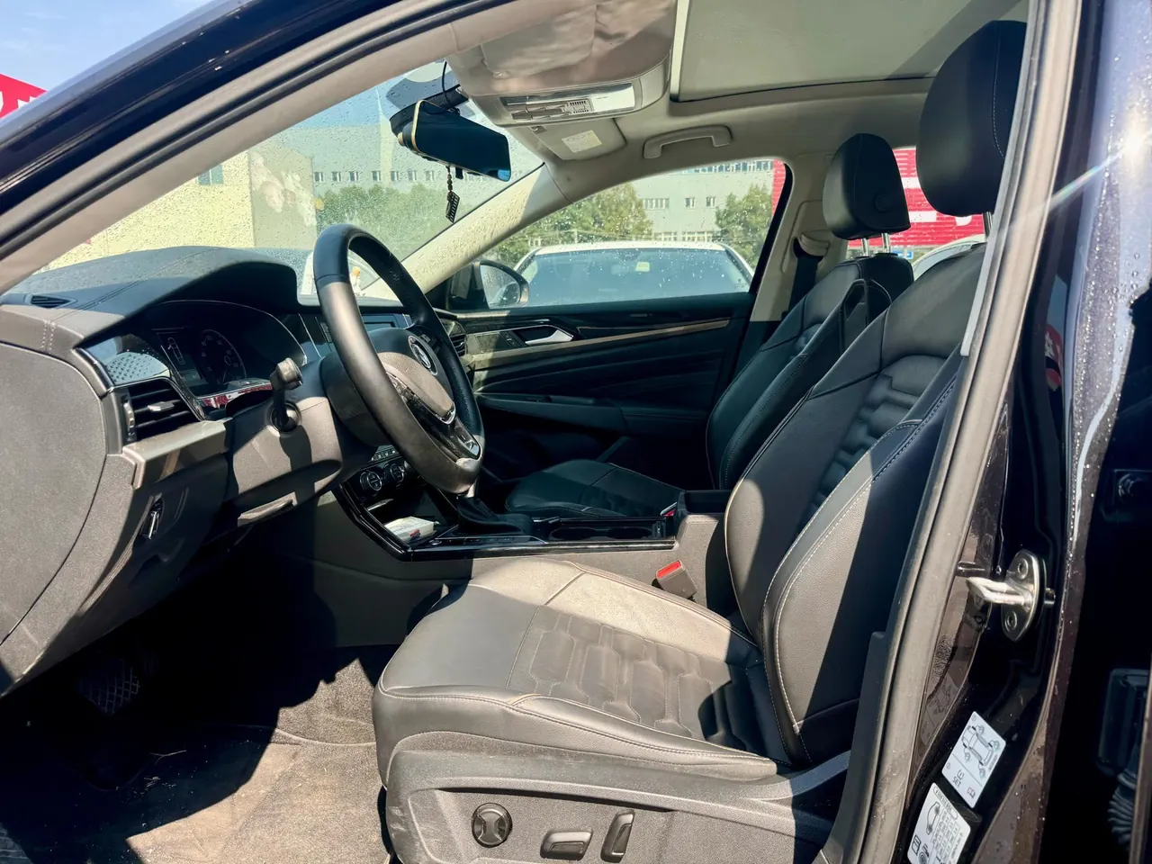 Volkswagen 2020 Passat 2.0TSI 330TSI Elite Edition (Modified) Automatic Gear 3