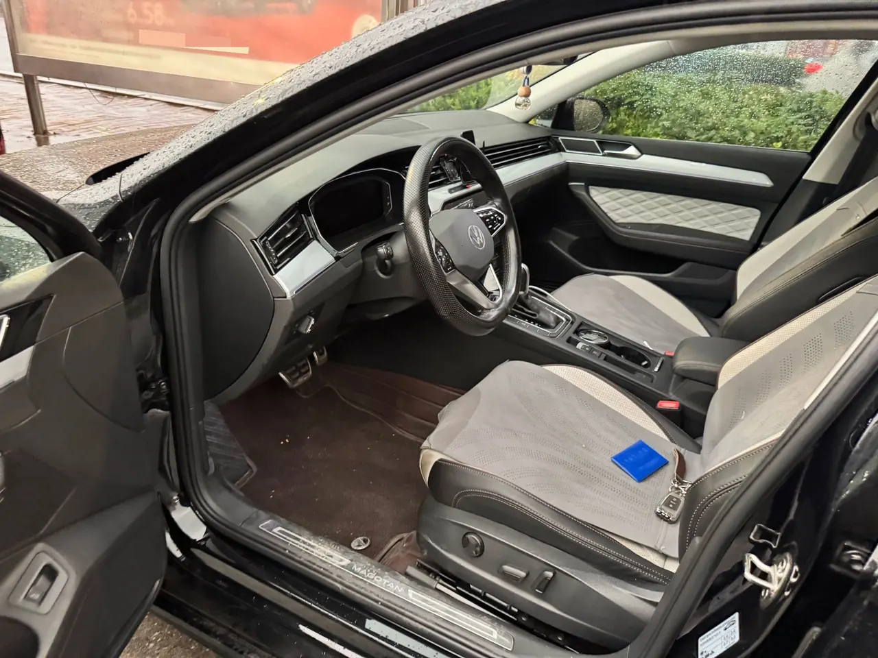 Volkswagen 2023 Magotan 2.0TSI 330TSI 2 million Commemorative Luxury Automatic Gear 3