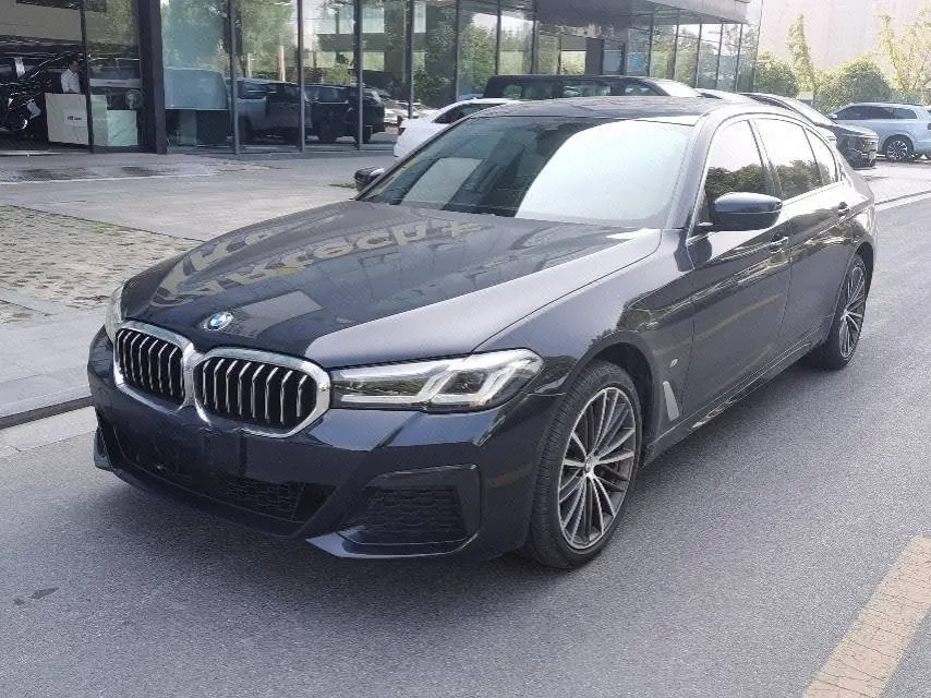 打开图片灯箱:BMW 5 Series 2023 530Li 2.0T Leading M Sports Suit (Modified) Automatic Gear