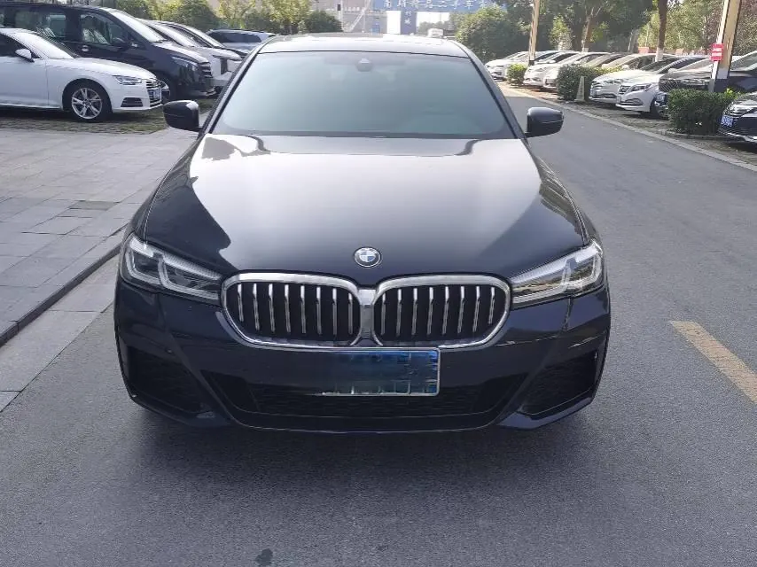 BMW 5 Series 2023 530Li 2.0T Leading M Sports Suit (Modified) Automatic Gear 2