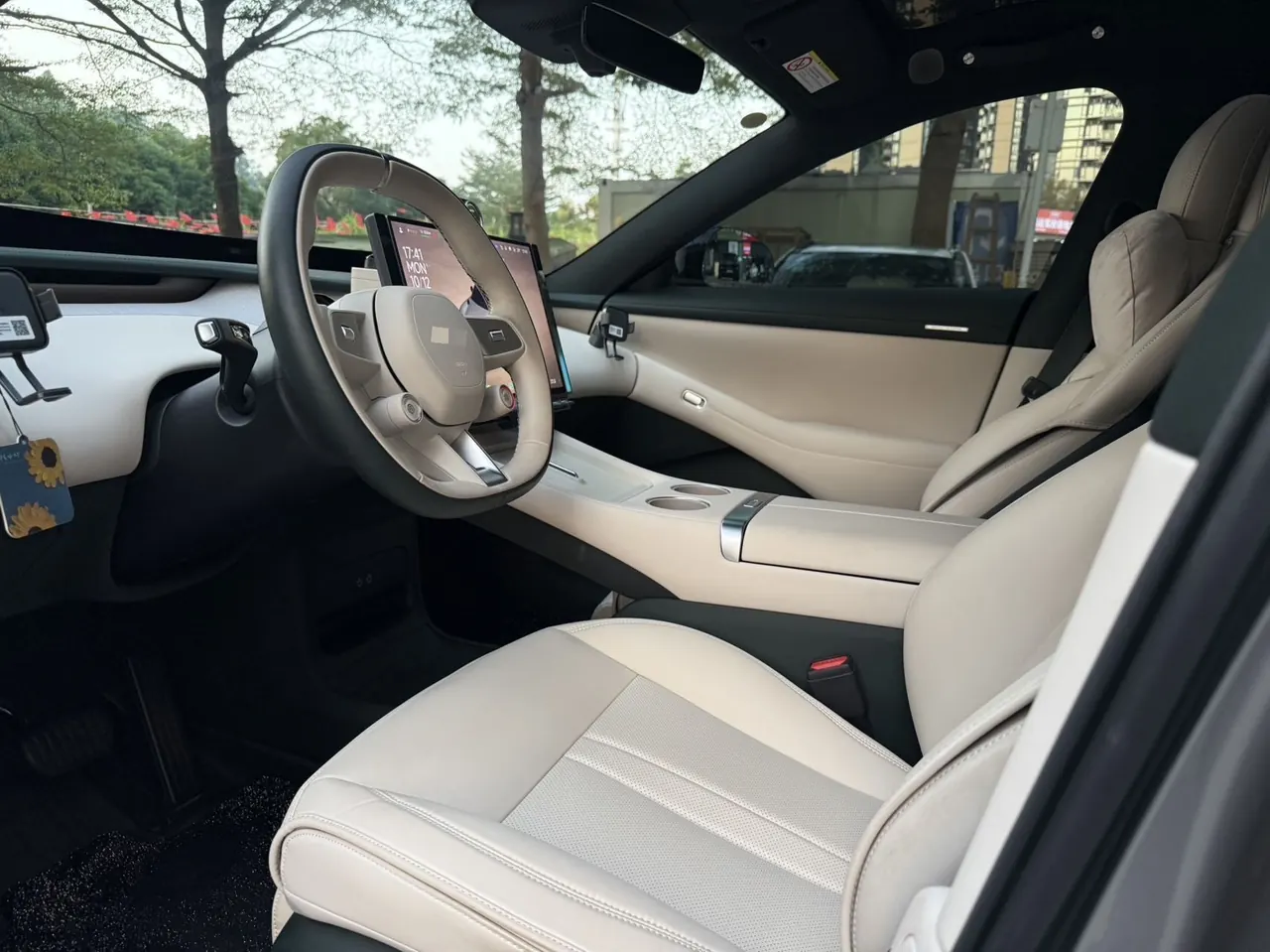 MI 2025 YU7 Long Endurance Rear Drive Automatic Gear 4