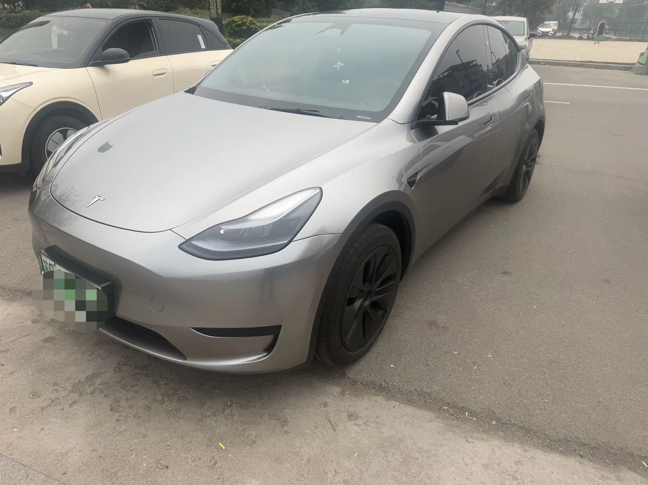 Открыть галерею: Tesla 2024 Model Y rear-wheel drive version automatic transmission