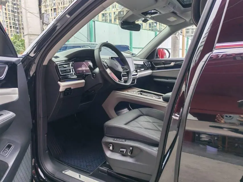 Volkswagen 2024 Tuang 2.0TSI 380TSI 4WD Longxiang Edition Automatic Gear 2