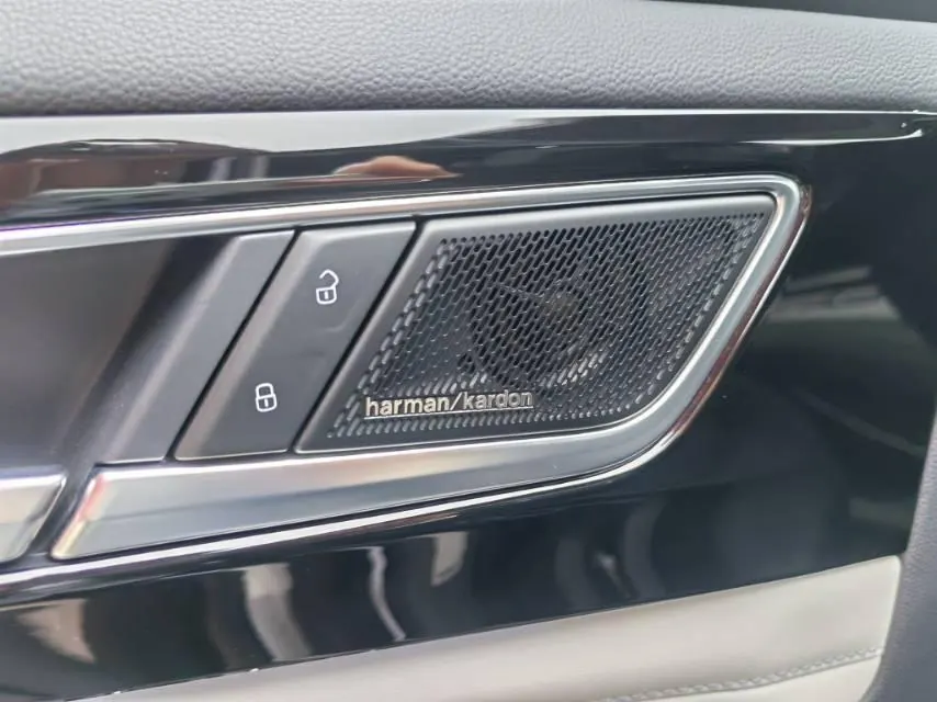 Volkswagen 2024 Tuang 2.0TSI 380TSI 4WD Longxiang Edition Automatic Gear 3