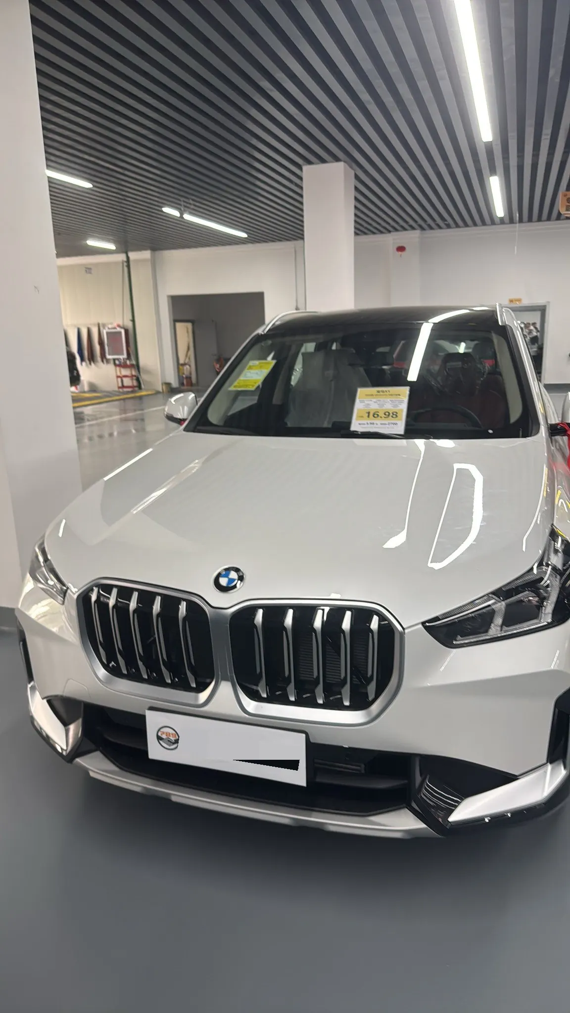 Open image lightbox: BMW 2026 X1 sDrive25Li 2.0T M sports suit automatic gear