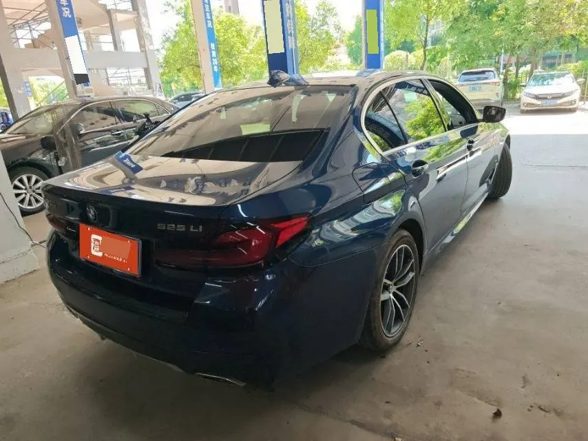 BMW 5 Series 2021 525Li 2.0T M Sports Suit Automatic Gear 2