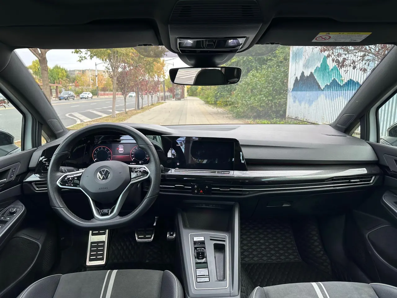 Volkswagen 2021 Golf 8 R-Line 1.4TSI 280TSI Automatic 6
