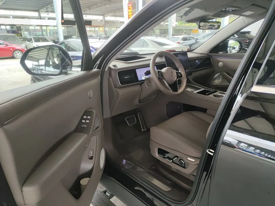 AITO 2026 AITO M7 extended range Ultra 4-wheel drive version 5 (192-line laser Radar) automatic gear 2