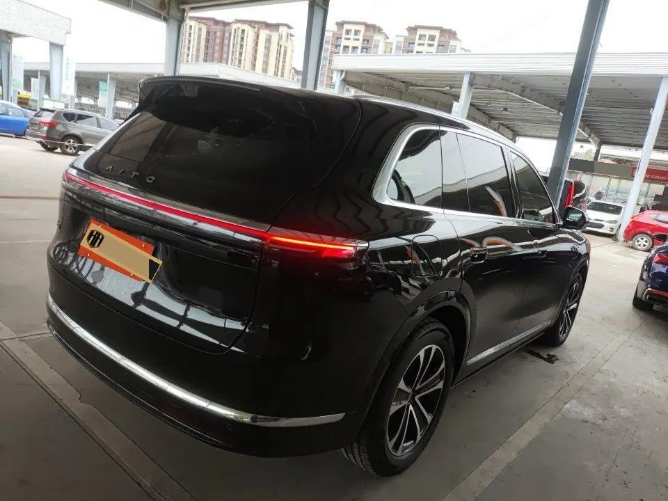 AITO 2026 AITO M7 extended range Ultra 4-wheel drive version 5 (192-line laser Radar) automatic gear 4