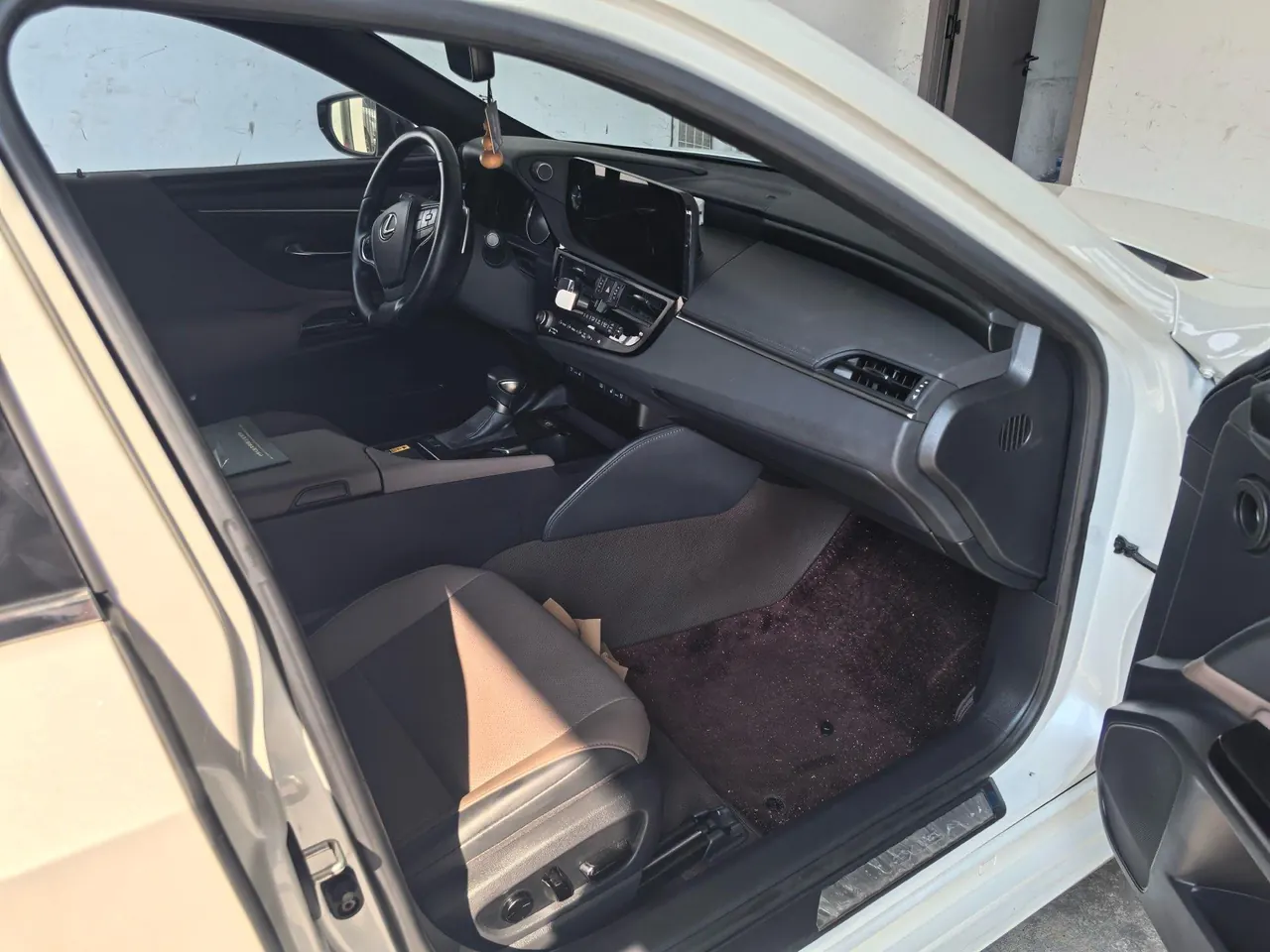 Lexus ES (Imported) 2024 ES200 2.0 Stepless Edition Automatic Gear 7
