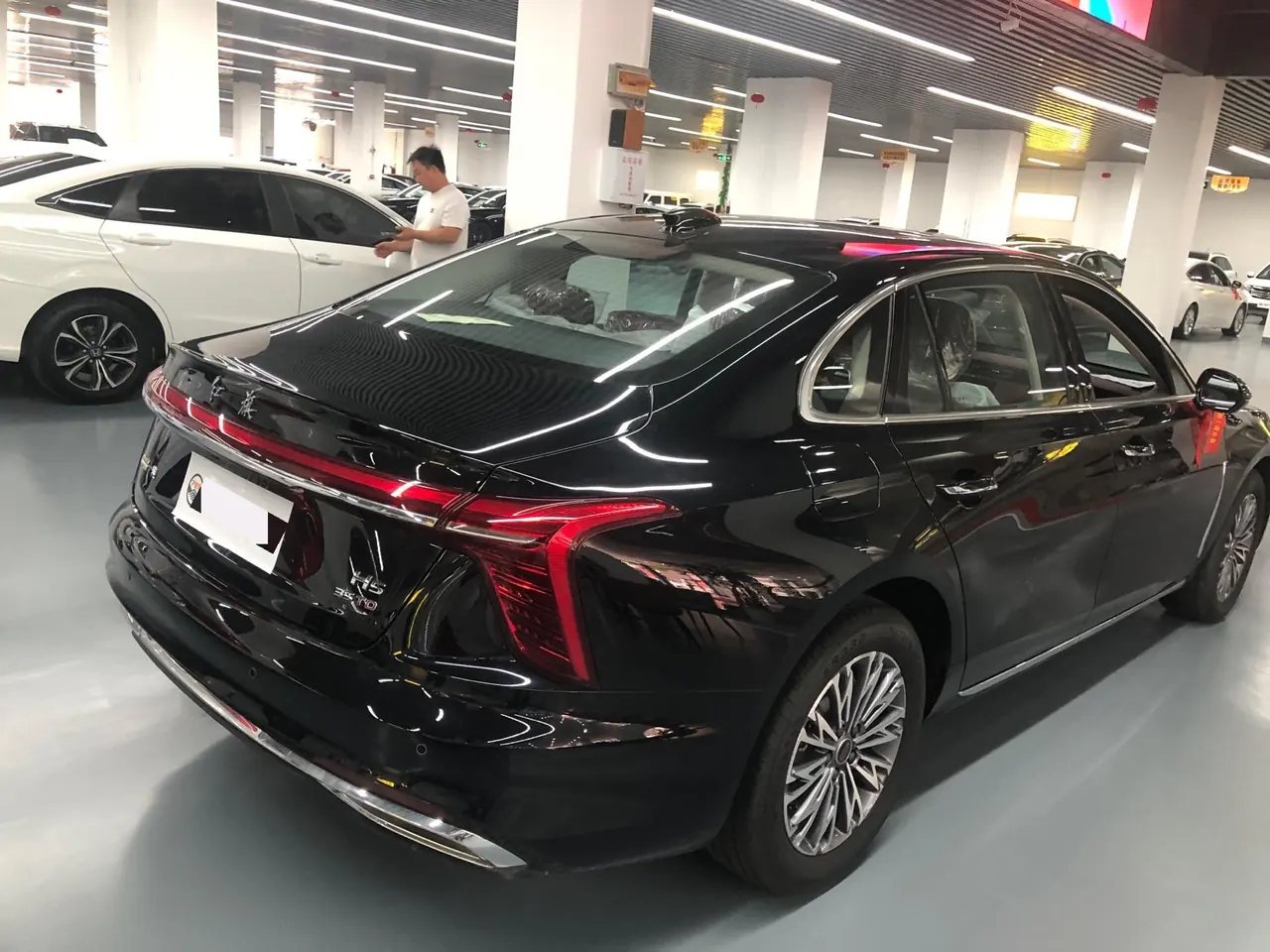HongQi 2026 H5 1.5T Flag Rhyme Pro Edition Automatic Gear 5