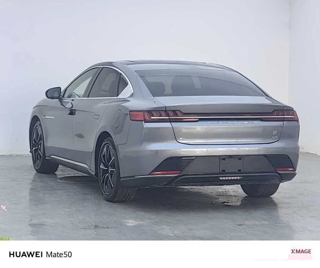 BYD 2020 Han four-wheel drive high-performance flagship automatic gear 5