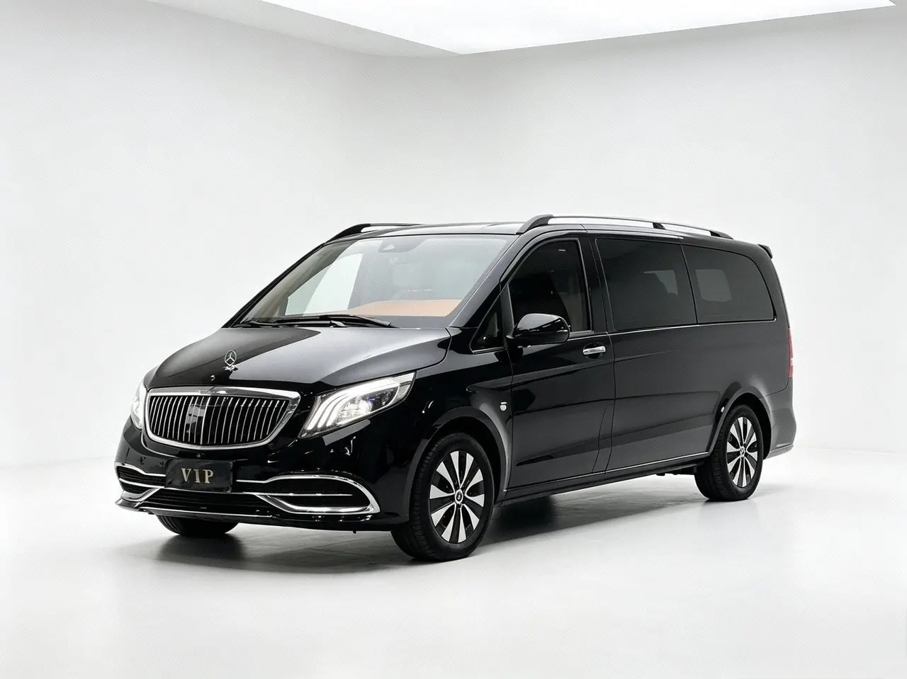 Open image lightbox: Mercedes Benz 2021 Vito 2.0T Elite Edition 7-seat Automatic Gear