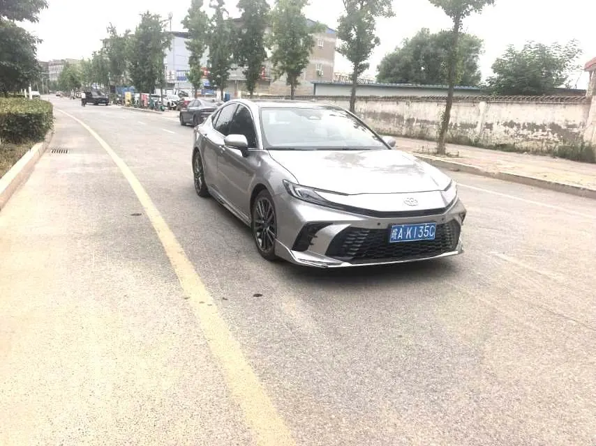 Toyota 2025 Camry Dual Engine 2.0HXS Stepless Brilliant Edition Automatic Gear 2