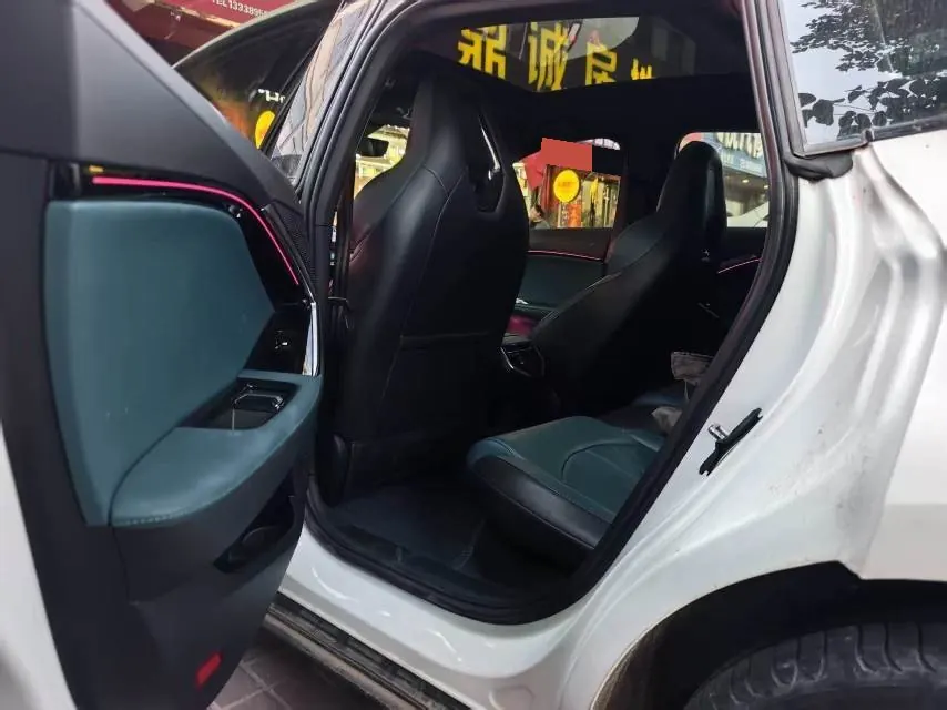 MG 2023 MG7 2.0T Beauty Hunting Luxury Edition Automatic Gear 3