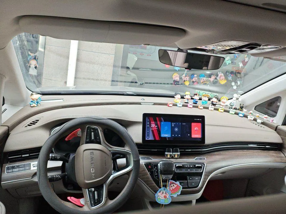 Roewe 2023 iMAX8 2.0TGI 400TGI Yue Enjoy Edition Automatic Gear 6
