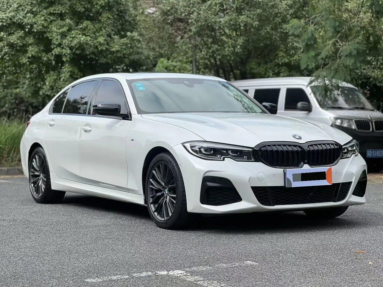 BMW 3 Series 2020 325Li 2.0T M Sports Obsidian Night Kit (Changed) Automatic Gear 3