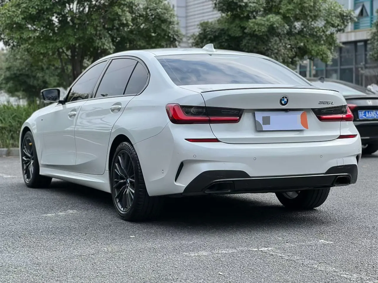BMW 3 Series 2020 325Li 2.0T M Sports Obsidian Night Kit (Changed) Automatic Gear 7