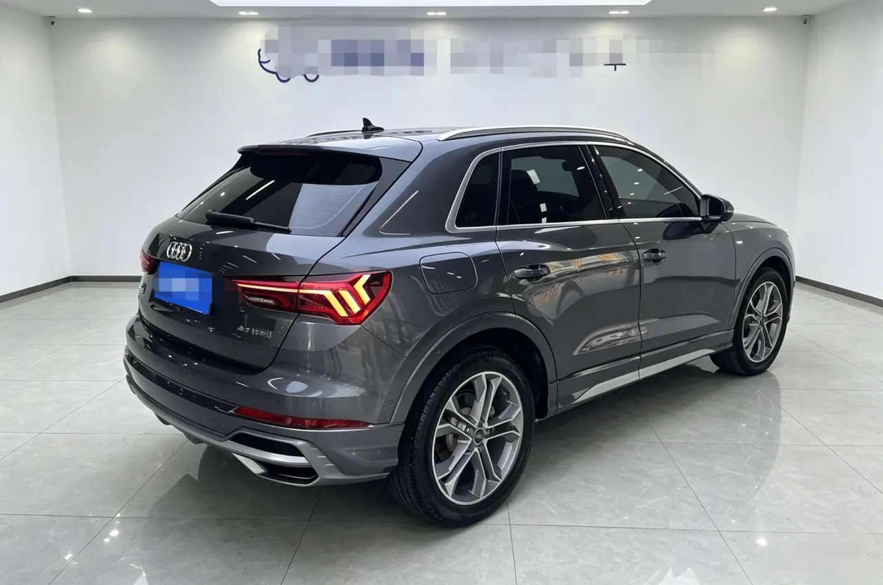 Audi 2021 Q3 2.0TFSI 40TFSI Fashion Dynamic Automatic 7
