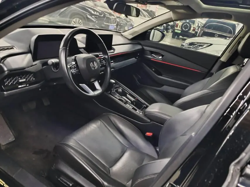 Honda 2023 11th Generation Accord 1.5T Stepless 260TURBO Premium Edition Automatic Gear 3