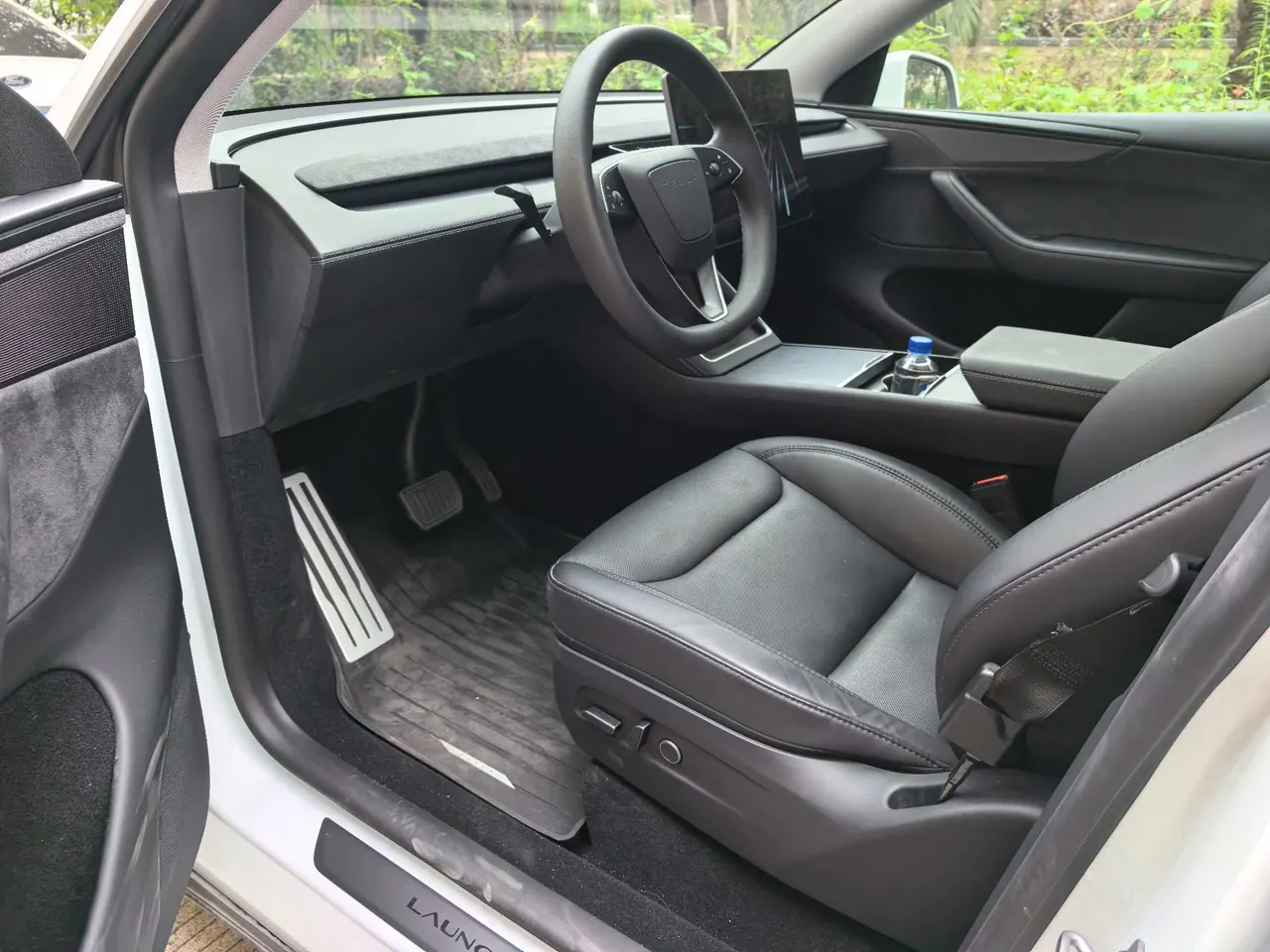 Tesla 2025 Model Y L Long Endurance All-Wheel Drive Automatic Transmission 9